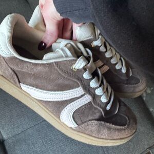 Stylish Brown and White Womens sneakers from Spain size 36